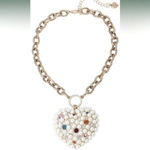 Betsey Johnson Imitation Pearl Heart Necklace